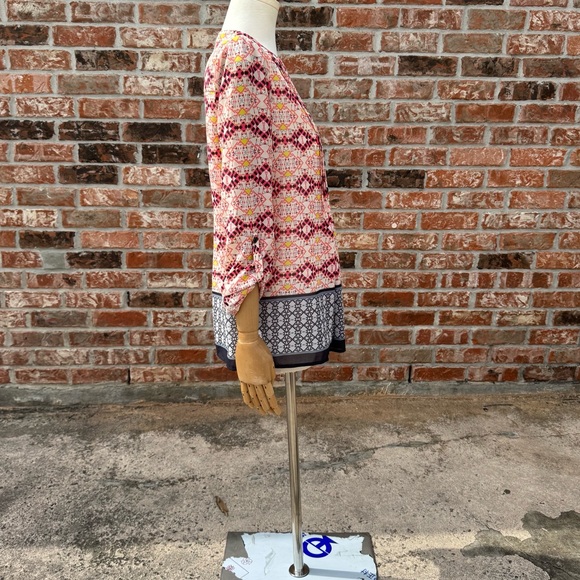 Anthropologie HD in Paris Red and Pink Blouse / 2 / Excellent condition - Picture 13 of 17